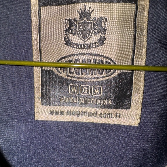 Men's Classic Navy Bomber Jacket - Picture 4 of 9